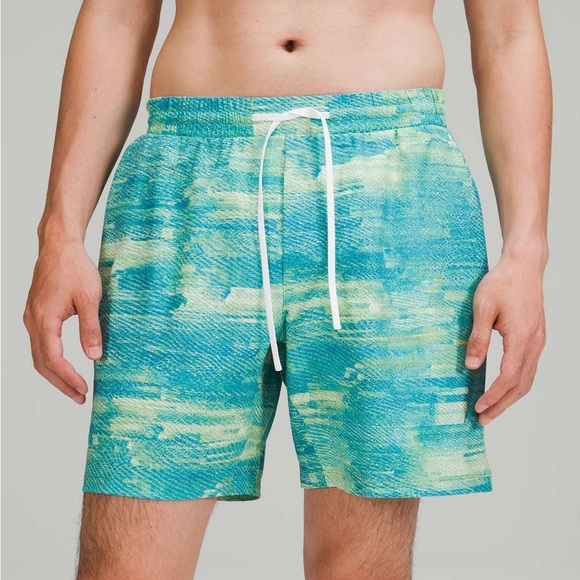 Lululemon Channel Cross Swim Short *7"
Pixel Shift Hawaiian Blue Multi - Picture 1 of 8
